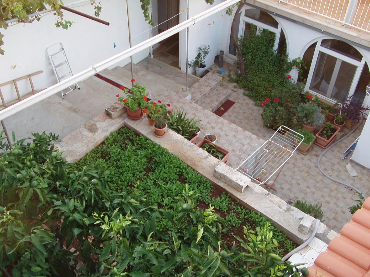 Apartments By The Sea Cove Zarace - Gdinj, Hvar - 2047 Екстериор снимка