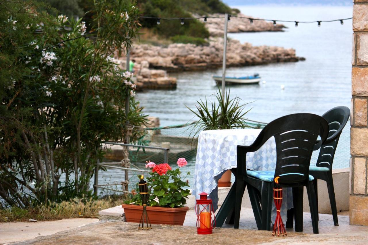 Apartments By The Sea Cove Zarace - Gdinj, Hvar - 2047 Екстериор снимка