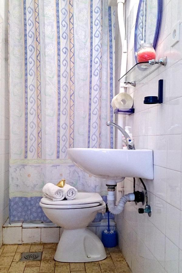 Apartments By The Sea Cove Zarace - Gdinj, Hvar - 2047 Екстериор снимка