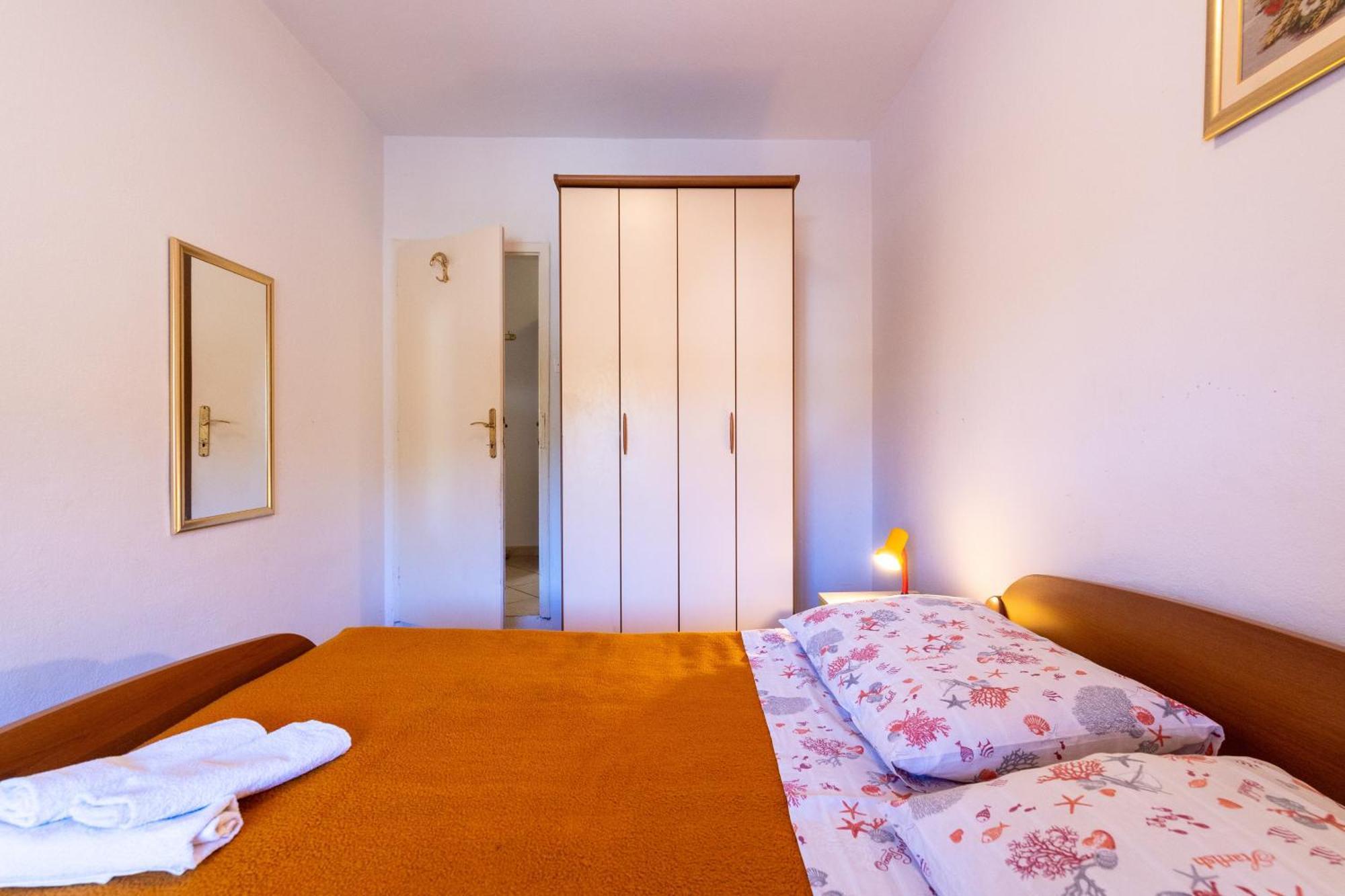 Apartments By The Sea Cove Zarace - Gdinj, Hvar - 2047 Стая снимка