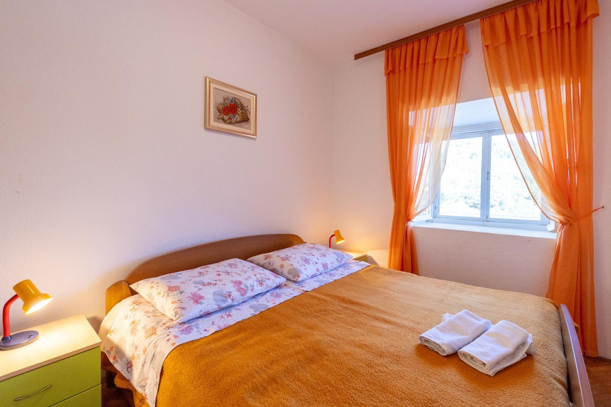 Apartments By The Sea Cove Zarace - Gdinj, Hvar - 2047 Екстериор снимка